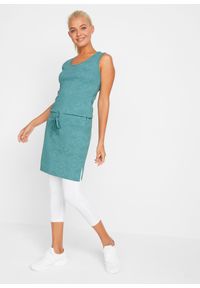 bonprix - Sukienka shirtowa + legginsy 3/4 (2 części). Kolor: zielony. Materiał: materiał. Styl: sportowy