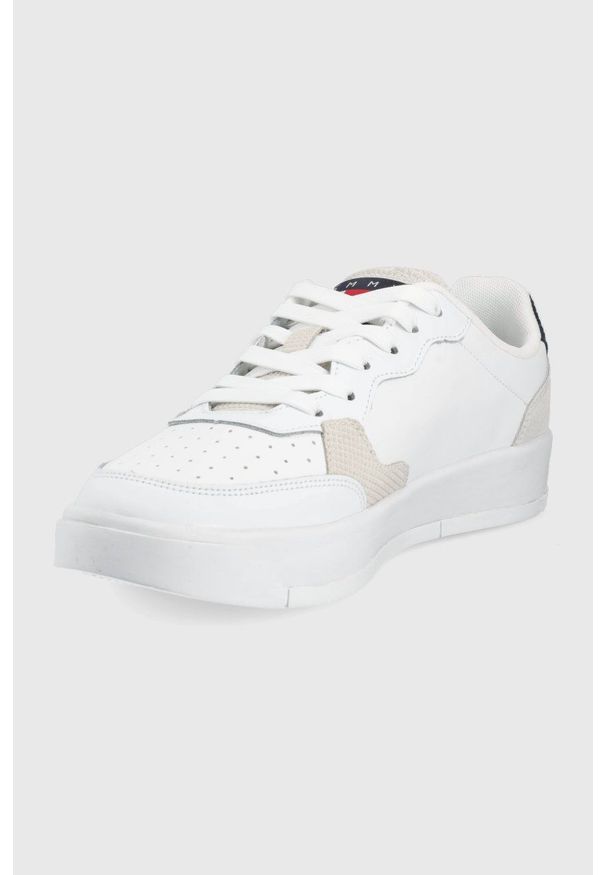Tommy Jeans buty kolor biały. Nosek buta: okrągły. Zapięcie: sznurówki. Kolor: biały. Materiał: poliester, guma