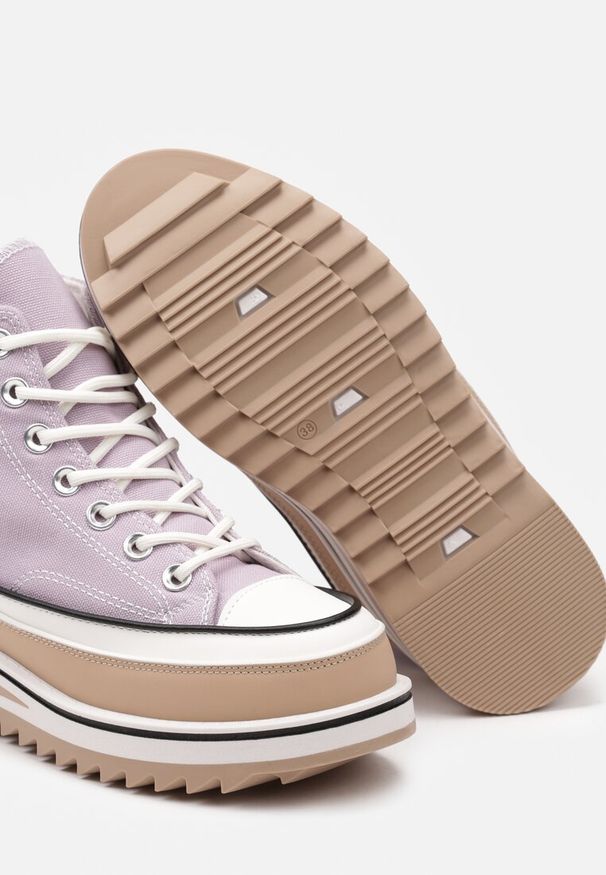 Born2be - Fioletowe Trampki za Kostkę na Grubej Podeszwie z Wycięciami Aretiapia. Wysokość cholewki: za kostkę. Kolor: fioletowy. Materiał: jeans. Wzór: aplikacja. Obcas: na platformie