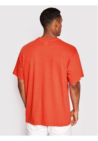 Levi's® T-Shirt Red Tab™ Vintage A0637-0031 Czerwony Relaxed Fit. Kolor: czerwony. Materiał: bawełna. Styl: vintage #5