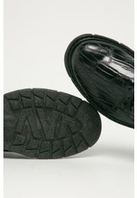 Marco Tozzi - Workery. Nosek buta: okrągły. Zapięcie: sznurówki. Kolor: czarny. Materiał: guma #3