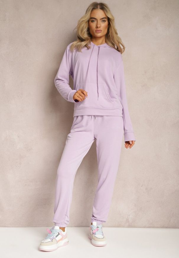Renee - Fioletowy Klasyczny Komplet Dresowy z Bluzą Kangurką i Spodniami Typu Jogger Salevia. Kolor: fioletowy. Materiał: dresówka