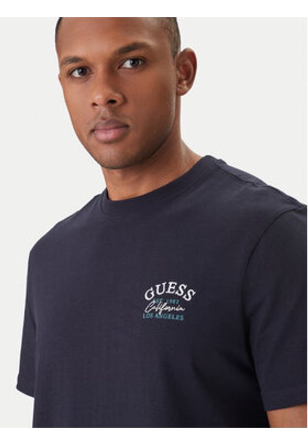Guess T-Shirt M6GI19 K3051 Granatowy Reglan Fit. Kolor: niebieski. Materiał: bawełna