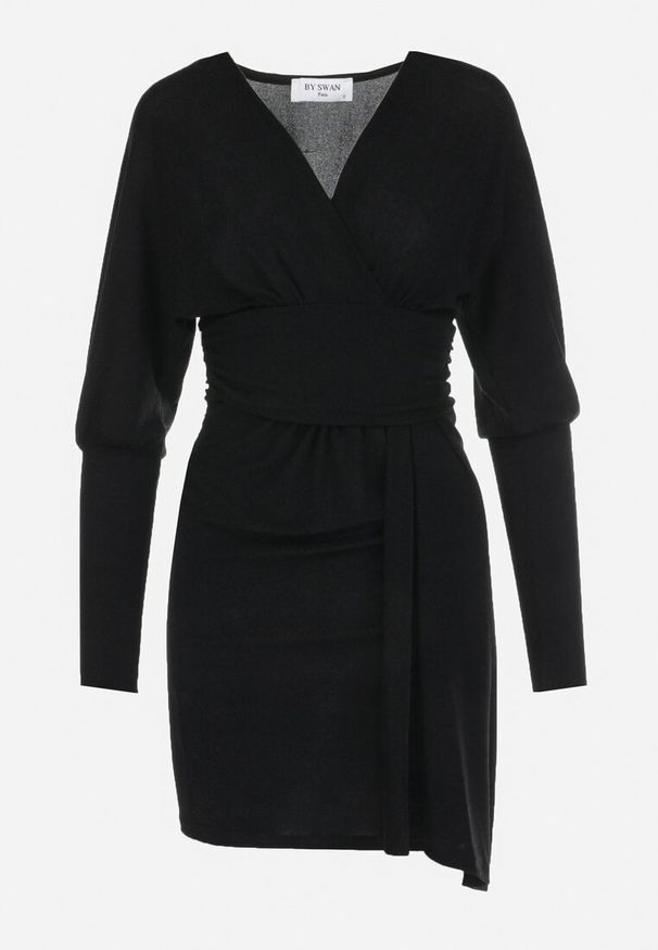 Born2be - Czarna Kopertowa Sukienka z Metaliczną Nitką Tasse. Kolor: czarny. Materiał: tkanina. Typ sukienki: kopertowe. Styl: wizytowy. Długość: mini