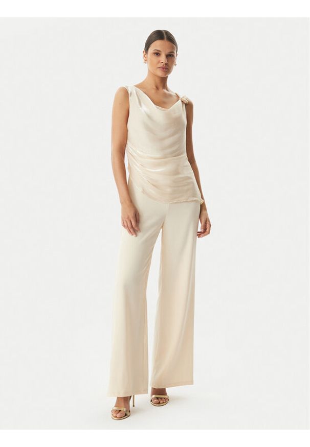 Rinascimento Kombinezon CFC0020280002 Beżowy jasny Regular Fit. Kolor: beżowy. Materiał: syntetyk