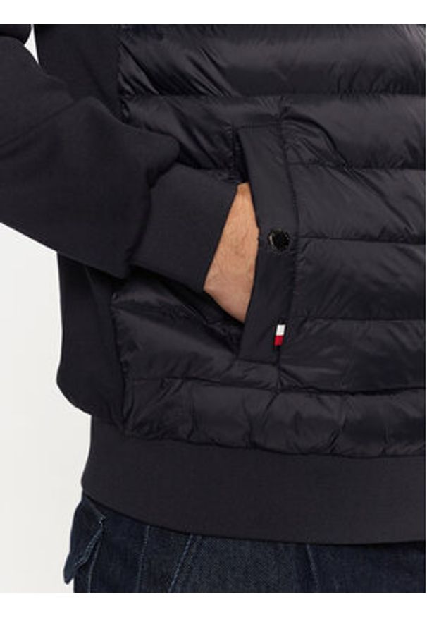 TOMMY HILFIGER - Tommy Hilfiger Kurtka przejściowa MW0MW37461 Granatowy Regular Fit. Kolor: niebieski. Materiał: syntetyk