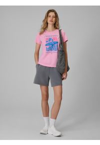 4f - 4F T-shirt regular z nadrukiem damski - różowy XS. Okazja: na co dzień. Kolor: różowy. Materiał: materiał, bawełna, dzianina. Wzór: nadruk. Styl: casual #2
