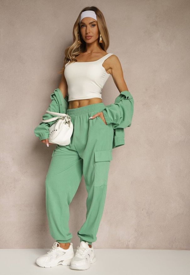 Renee - Zielone Spodnie Typu Cargo High Waist Worseli. Stan: podwyższony. Kolor: zielony. Materiał: tkanina