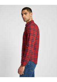 Lee - MESKA KOSZULA LEE BUTTON DOWN RED 112355643. Typ kołnierza: button down #2