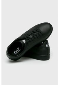 EA7 Emporio Armani - Buty. Nosek buta: okrągły. Zapięcie: sznurówki. Kolor: czarny. Materiał: guma. Szerokość cholewki: normalna
