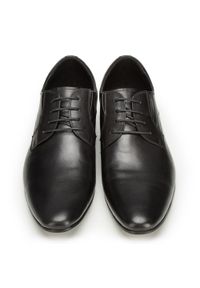 Wittchen - Męskie derby skórzane z gumką. Nosek buta: otwarty. Kolor: czarny. Materiał: skóra. Styl: klasyczny, elegancki #3