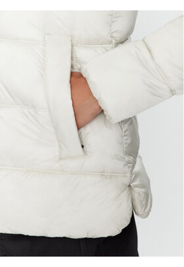 CMP Kurtka zimowa 33K3676 Biały Regular Fit. Kolor: biały. Materiał: syntetyk. Sezon: zima