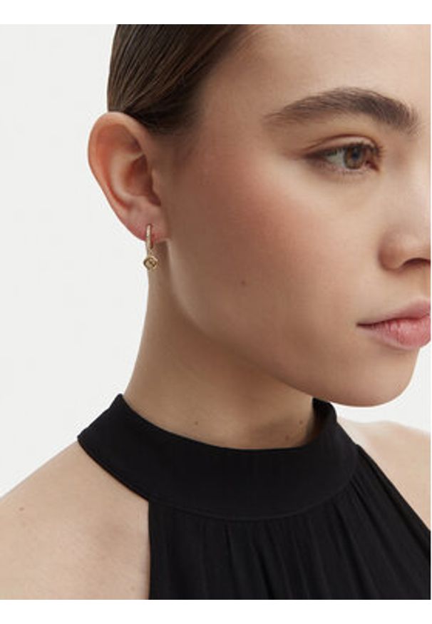 Guess Kolczyki JUBE06 151JW Złoty. Materiał: ze stali nierdzewnej, ze stali. Kolor: złoty