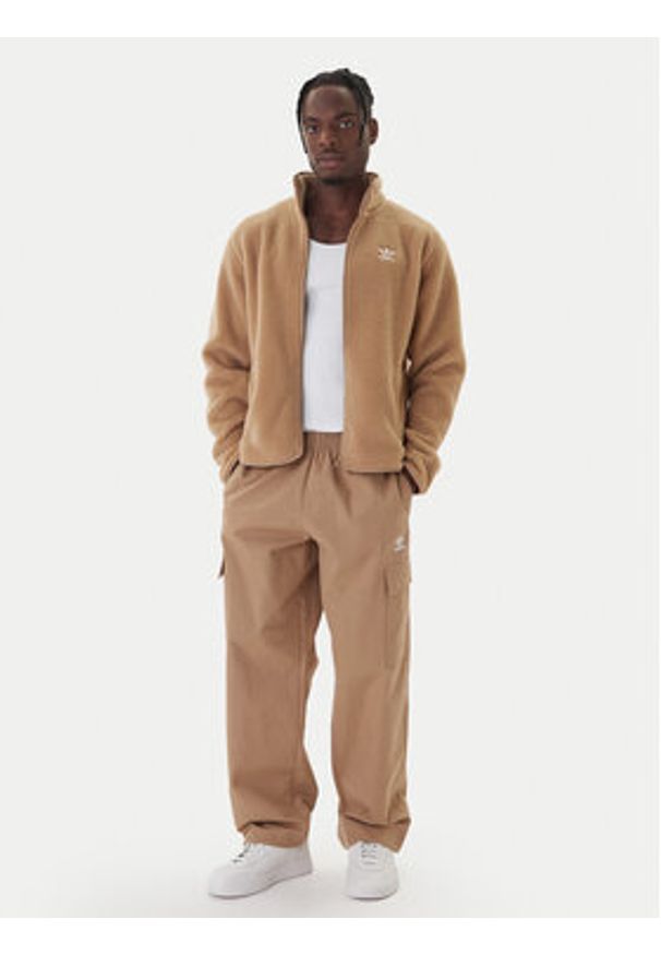Adidas - adidas Polar Trefoil Essentials Teddy JW3530 Beżowy Loose Fit. Kolor: beżowy. Materiał: syntetyk