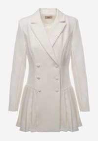Born2be - Biała Sukienka o Kroju Marynarki VICES z Poduszkami w Ramionach Serlina. Okazja: na co dzień. Kolor: biały. Styl: elegancki, klasyczny, casual #8