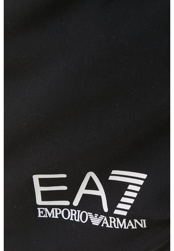 EA7 Emporio Armani szorty kąpielowe kolor czarny. Kolor: czarny. Materiał: tkanina. Wzór: nadruk