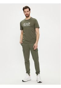 EA7 Emporio Armani T-Shirt 3DPT71 PJM9Z 1846 Zielony Regular Fit. Kolor: zielony. Materiał: bawełna