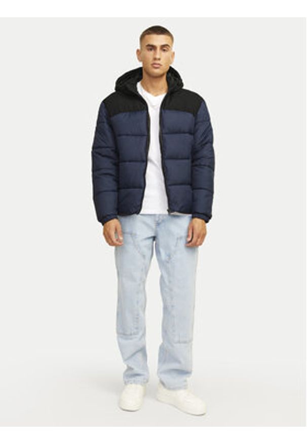 Jack & Jones - Jack&Jones Kurtka zimowa Moon 12256882 Granatowy Regular Fit. Kolor: niebieski. Materiał: syntetyk. Sezon: zima