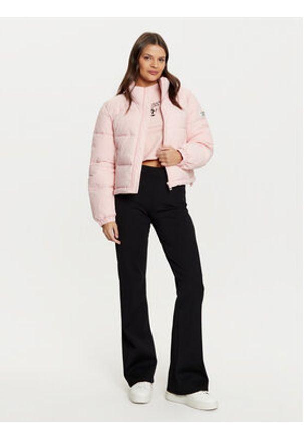 Guess Jeans Kurtka przejściowa W4BL20 WGII2 Różowy Regular Fit. Kolor: różowy. Materiał: syntetyk