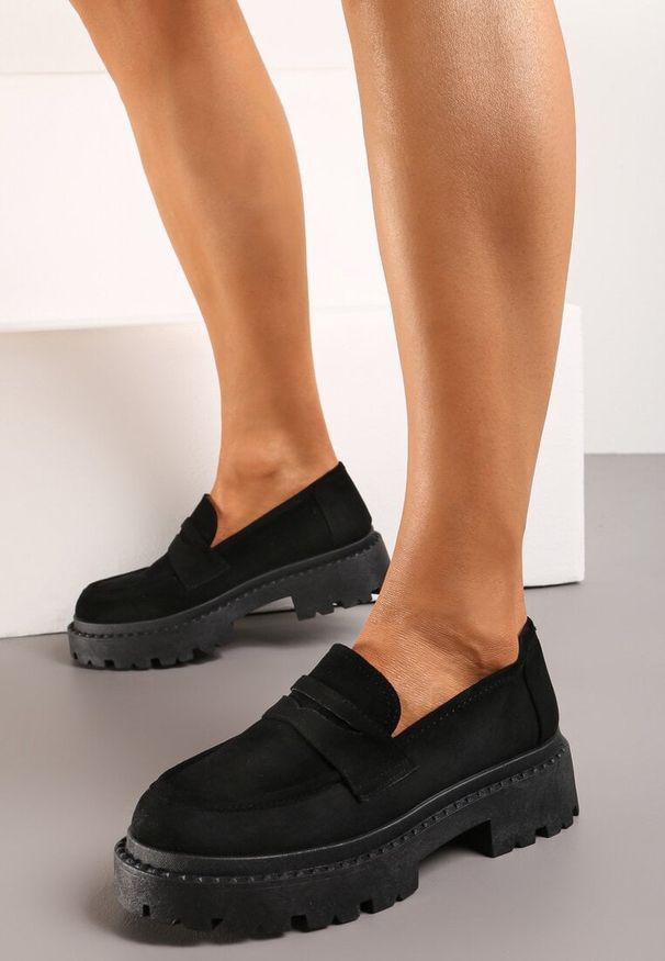 Born2be - Czarne Casualowe Mokasyny Vices na Grubej Podeszwie Viara. Okazja: na co dzień. Kolor: czarny. Materiał: jeans. Styl: casual
