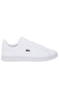 Buty Lacoste Carnaby Set 224 3 SUJ 748SUJ0013-21G - białe. Okazja: na co dzień. Zapięcie: sznurówki. Kolor: biały. Materiał: skóra, guma, syntetyk. Wzór: aplikacja. Obcas: na płaskiej podeszwie. Sport: turystyka piesza