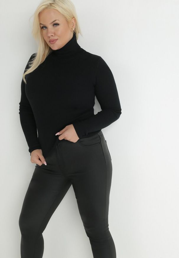 Born2be - Czarne Spodnie Skinny Gasi. Kolekcja: plus size. Kolor: czarny