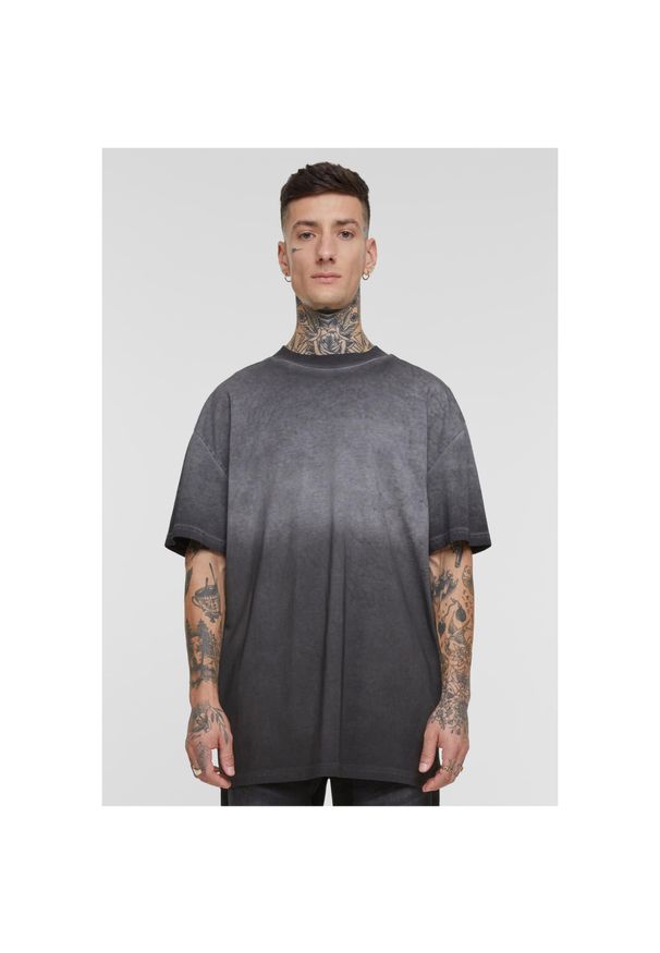 Oversizowa koszulka miejska Urban Classics Sun Bleached. Kolor: czarny. Materiał: bawełna