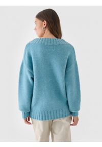 outhorn - Sweter z wełną i alpaką damski - niebieski. Typ kołnierza: dekolt w serek. Kolekcja: plus size. Kolor: niebieski. Materiał: wełna #4