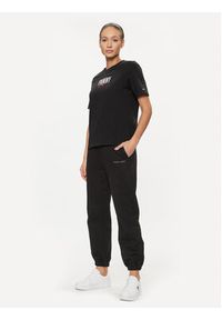Tommy Jeans T-Shirt Essential Logo DW0DW16441 Czarny Relaxed Fit. Kolor: czarny. Materiał: bawełna #10