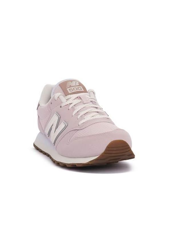 Buty do chodzenia damskie New Balance Bpp 500. Kolor: różowy. Materiał: materiał, syntetyk. Szerokość cholewki: normalna. Sport: turystyka piesza
