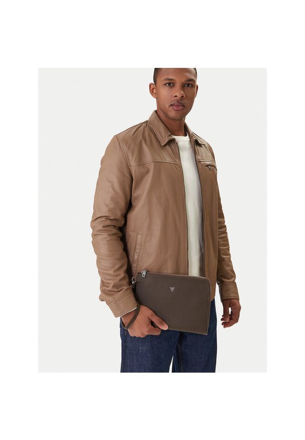 Saszetka Guess. Kolor: brązowy