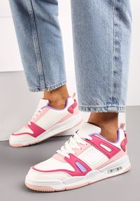 Renee - Biało-Różowe Sznurowane Sneakersy z Licznymi Wstawkami z Ekoskóry Gwendias. Okazja: na co dzień, na spacer. Kolor: biały. Sport: turystyka piesza #2