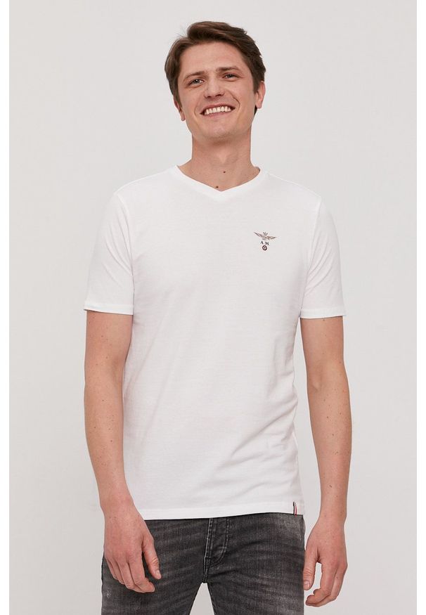 Aeronautica Militare - T-shirt. Okazja: na co dzień. Kolor: biały. Materiał: dzianina. Wzór: gładki. Styl: casual