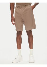 Lindbergh Szorty materiałowe 30-505054 Beżowy Wide Fit. Kolor: beżowy. Materiał: bawełna