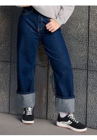 Sinsay - Jeansy high waist - niebieski. Stan: podwyższony. Kolor: niebieski #1