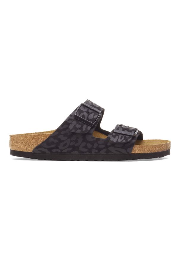 Birkenstock - Klapki damskie BIRKENSTOCK Arizona SYN Leo Black. Okazja: na spacer. Kolor: czarny. Materiał: zamsz, syntetyk, skóra. Wzór: motyw zwierzęcy, nadruk, paski. Sezon: lato. Styl: wakacyjny, klasyczny