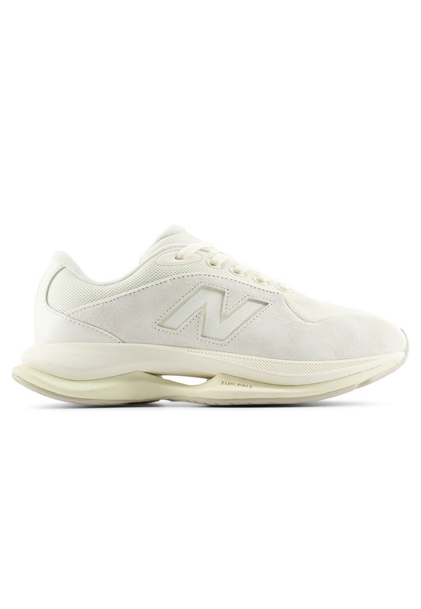 Buty unisex New Balance UTFOA4U0 – beżowe. Okazja: na co dzień. Kolor: beżowy. Materiał: materiał, syntetyk, guma, zamsz. Szerokość cholewki: normalna. Sport: bieganie