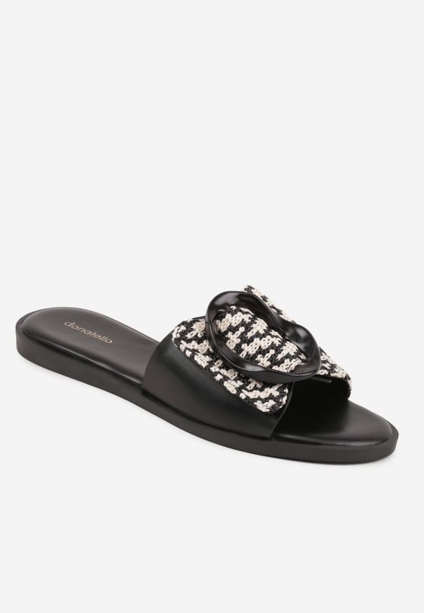 Born2be - Czarne Klapki Ozdobione Plecionką Wstawką i Klamrą Isirreia. Okazja: na co dzień, do pracy. Kolor: czarny. Materiał: jeans, materiał, len. Wzór: aplikacja. Sezon: lato. Styl: casual