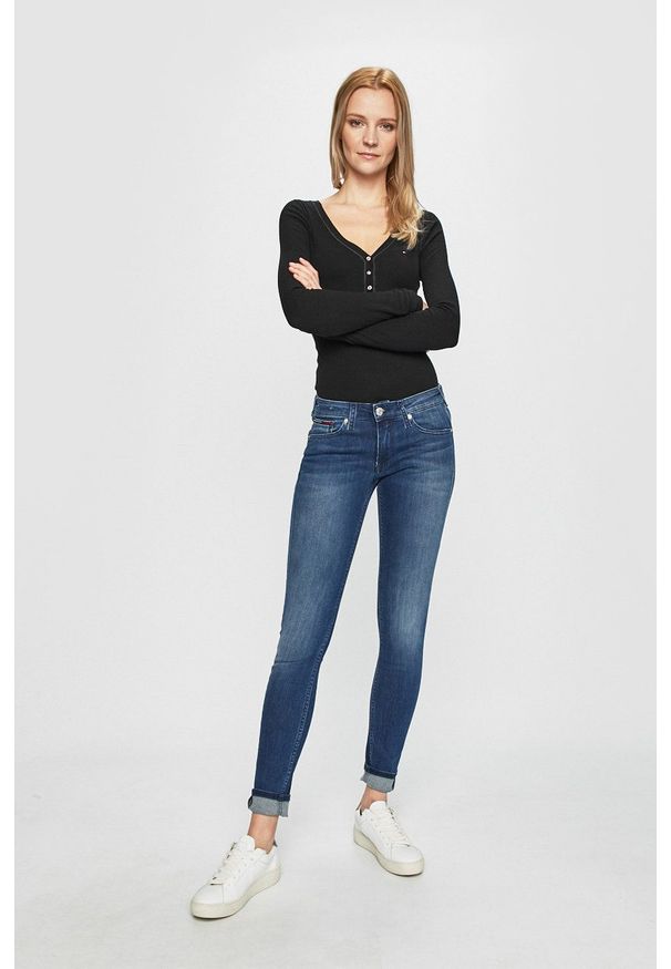 Tommy Jeans - Jeansy Sophie. Kolor: niebieski