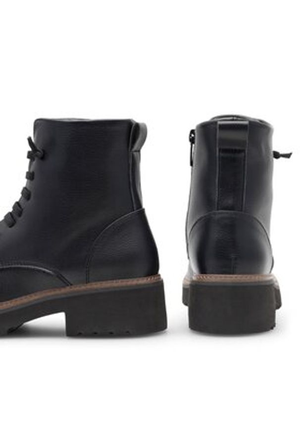 Clara Barson Trzewiki KOLINDA WS2XL001-01 Czarny. Kolor: czarny. Materiał: skóra