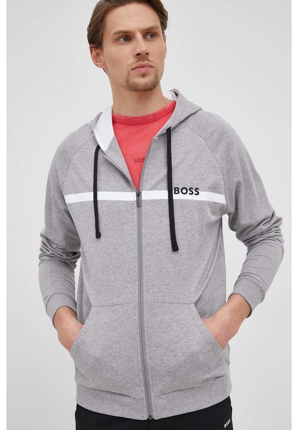 BOSS - Boss bluza bawełniana męska kolor szary z kapturem melanżowa. Okazja: na co dzień. Typ kołnierza: kaptur. Kolor: szary. Materiał: bawełna. Długość rękawa: raglanowy rękaw. Wzór: melanż. Styl: casual