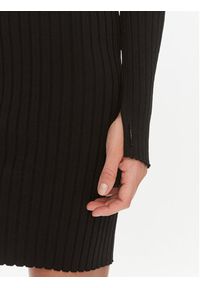 Calvin Klein Sukienka dzianinowa Iconic K20K206119 Czarny Slim Fit. Kolor: czarny. Materiał: syntetyk