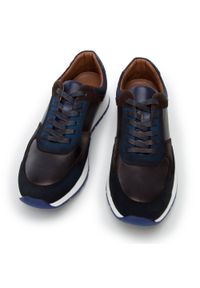 Wittchen - Męskie sneakersy z dwóch rodzajów skór cieniowane granatowo-brązowe. Okazja: na co dzień. Kolor: brązowy, wielokolorowy, niebieski. Materiał: skóra #5