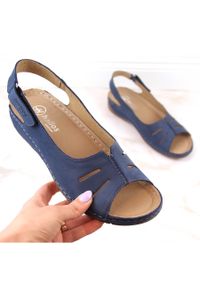 Skórzane komfortowe sandały damskie na rzep granatowe Helios 117 niebieskie. Zapięcie: rzepy. Kolor: niebieski. Materiał: skóra