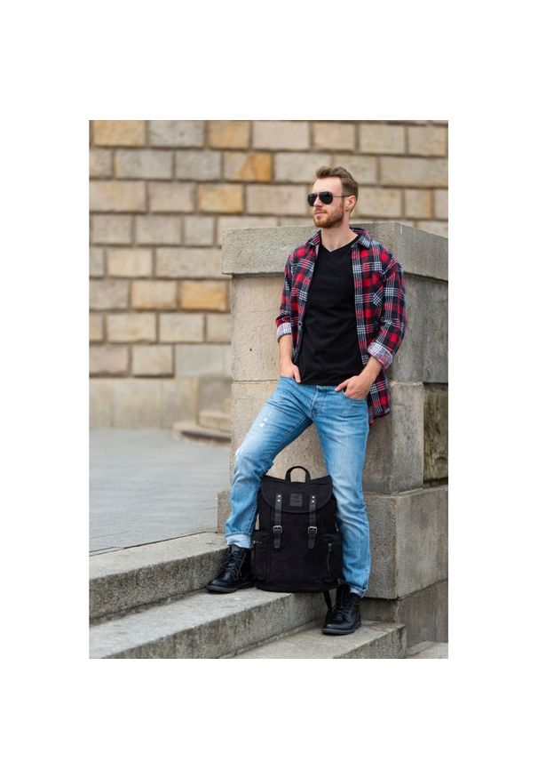 Plecak męski czarny PAOLO PERUZZI GA414. Kolor: czarny. Materiał: materiał. Styl: vintage