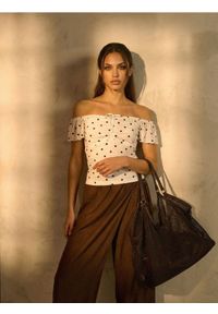 Sinsay - Bluzka z siateczką i marszczeniem w grochy - wielobarwny. Wzór: grochy #1