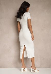Renee - Biała Sukienka Bodycon o Dopasowanym Kroju z Dekoltem w V Efrerina. Okazja: na co dzień. Kolor: biały. Materiał: jeans. Długość rękawa: krótki rękaw. Typ sukienki: bodycon. Styl: klasyczny, casual, elegancki #3