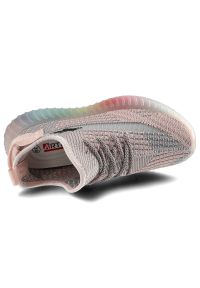 Różowe Sneakersy Artiker Damskie Lekkie Półbuty. Okazja: na co dzień. Kolor: różowy. Szerokość cholewki: normalna