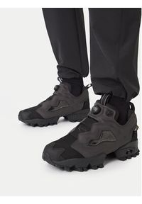 Reebok Sneakersy EO- INSTAPUMP FURY 94 WINTER 100230812 Czarny. Kolor: czarny. Materiał: materiał #4