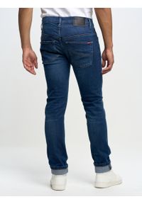 Big-Star - Spodnie jeans męskie dopasowane Martin 553. Okazja: na co dzień. Kolor: niebieski. Styl: klasyczny, casual, elegancki #6